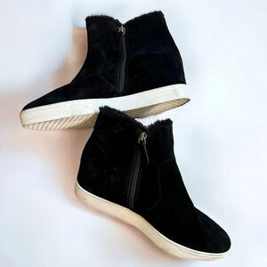 CASLON Black Suede Averie Booties Water Resistant Leather Size 11